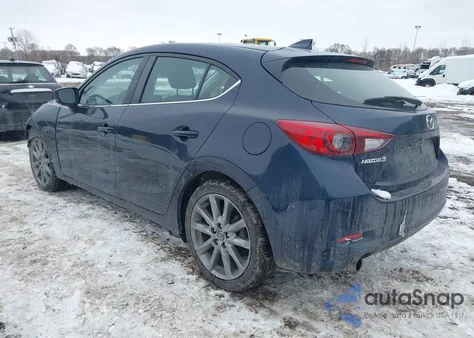 2018 Mazda Mazda3 Touring из США, поврежденный, VIN 3MZBN1L36JM247962